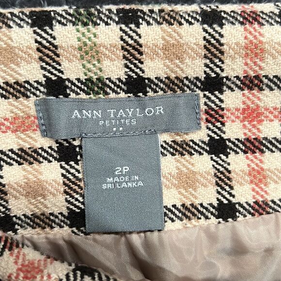 113. Ann Taylor Y2k Plaid Mini Skirt NWOT Size 2P - Picture 9 of 13